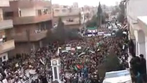 Syria rallies in support of army defectors