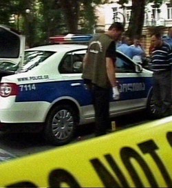 Man stabs wife, her sister and himself