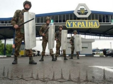 Poroshenko: We demand decisive actions that can bring peace