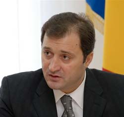 Premier meets heads of Moldovan, foreign news agencies