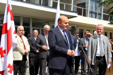 The Minister of Finance Nodar Khaduri congratulated pupils and students with the beginning of new academic year