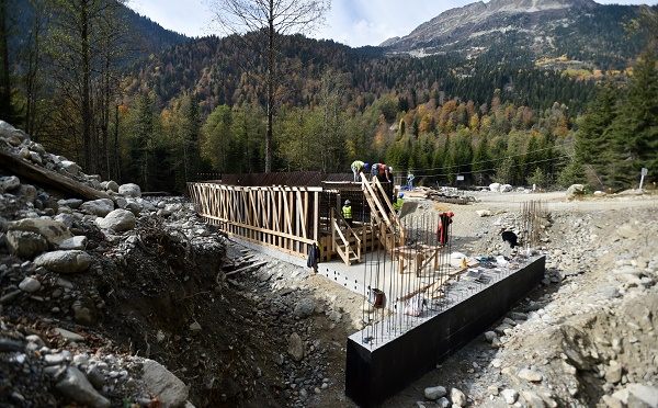 Four bridges are currently being constructed in Chuberi