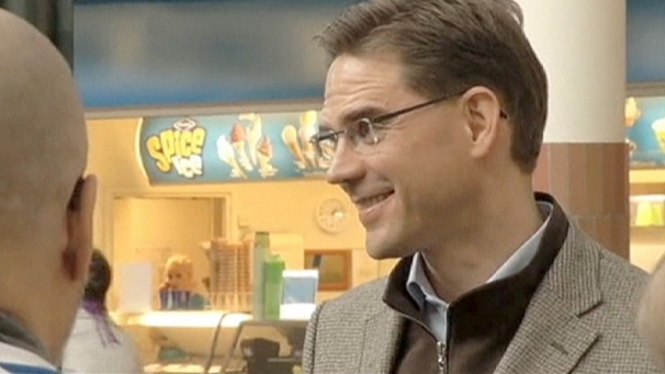 Finnish Prime Minister threatened with a knife