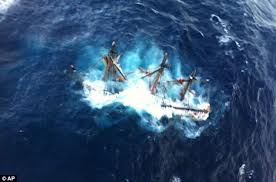Hurricane Sandy: HMS Bounty replica sinks, two crew still missing