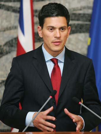 Miliband gives rousing speech to party faithful