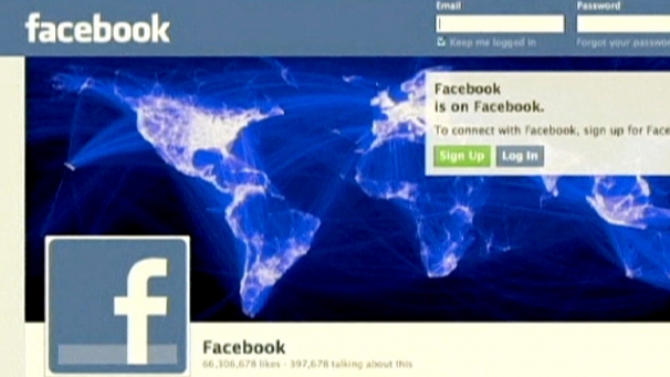 Facebook denies claims of privacy breach