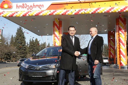 Toyota Corolla will be handed over to the winner of Rompetrol Promotional raffle on 15th of January 